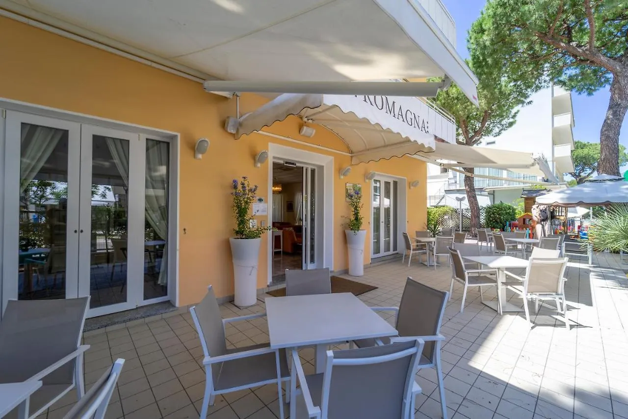 Hotel Romagna Riccione 3*,